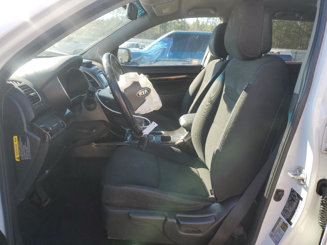2014 KIA SORENTO LX - Фото 7