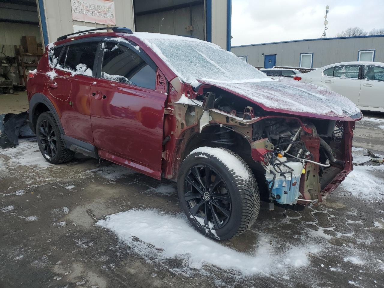 2018 TOYOTA RAV4 ADVEN - Image 4