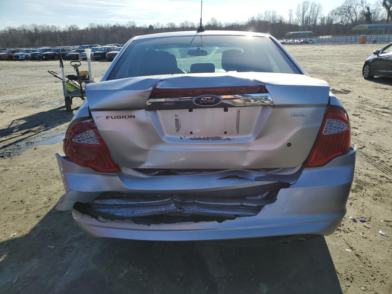 2011 FORD FUSION SEL - Image 6