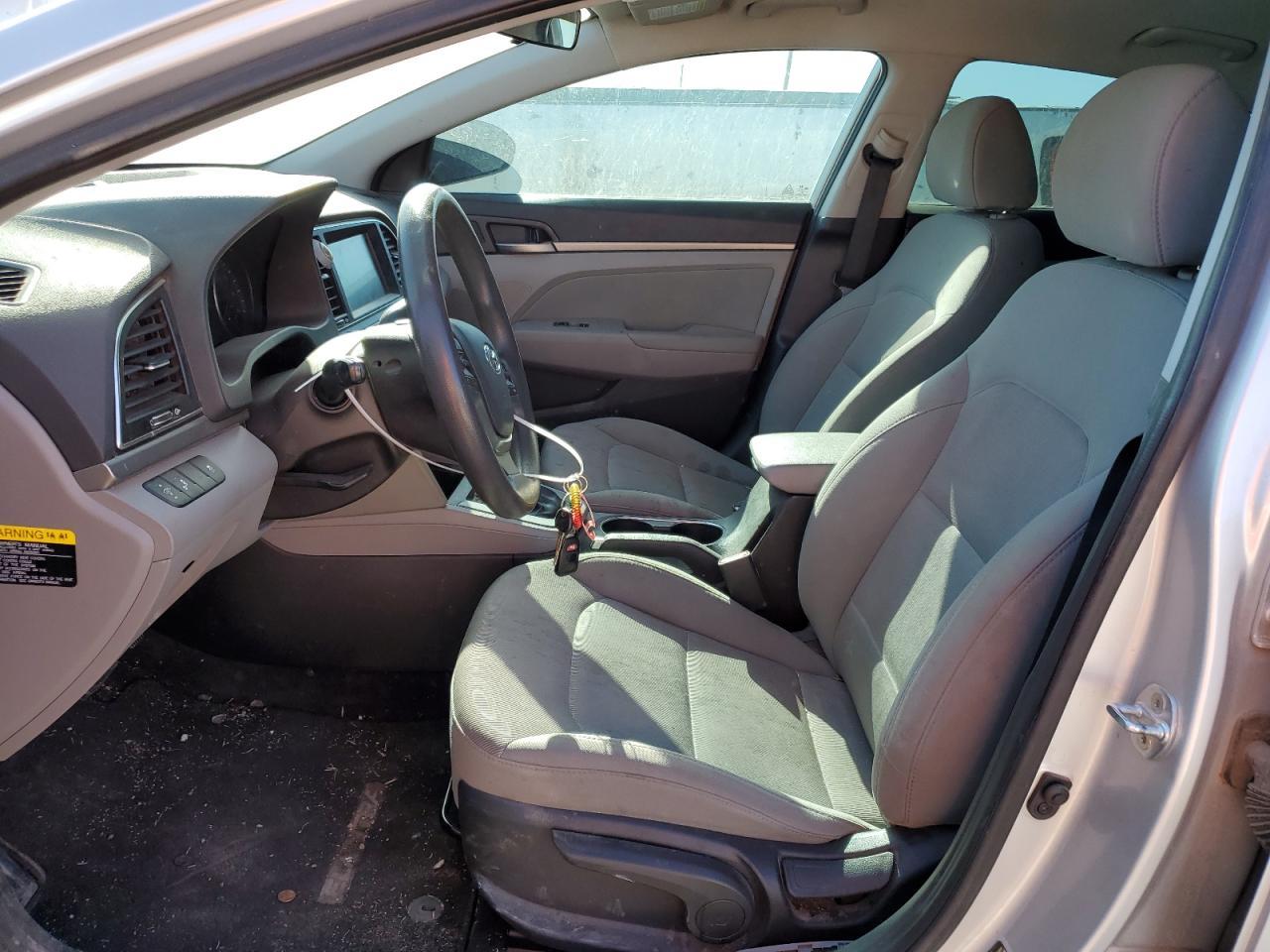 2018 HYUNDAI ELANTRA SE - Фото 7