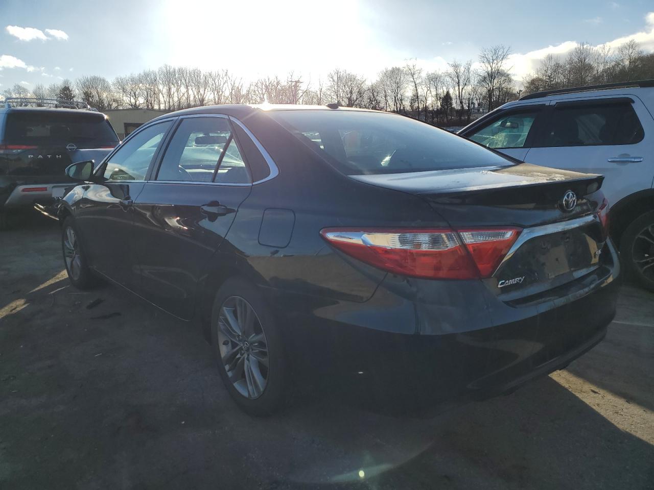 2017 TOYOTA CAMRY LE - Фото 2