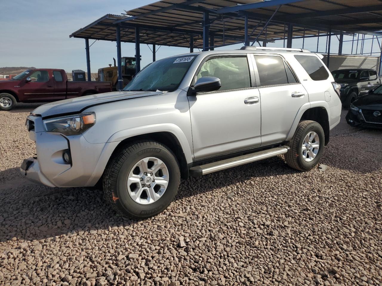 2020 TOYOTA 4RUNNER SR