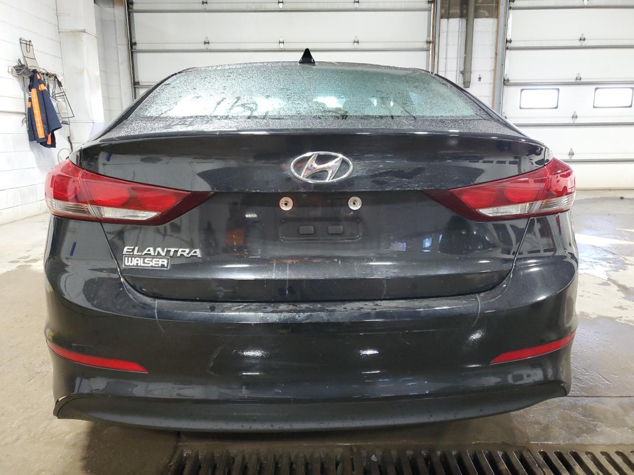 2018 HYUNDAI ELANTRA SE - Image 6