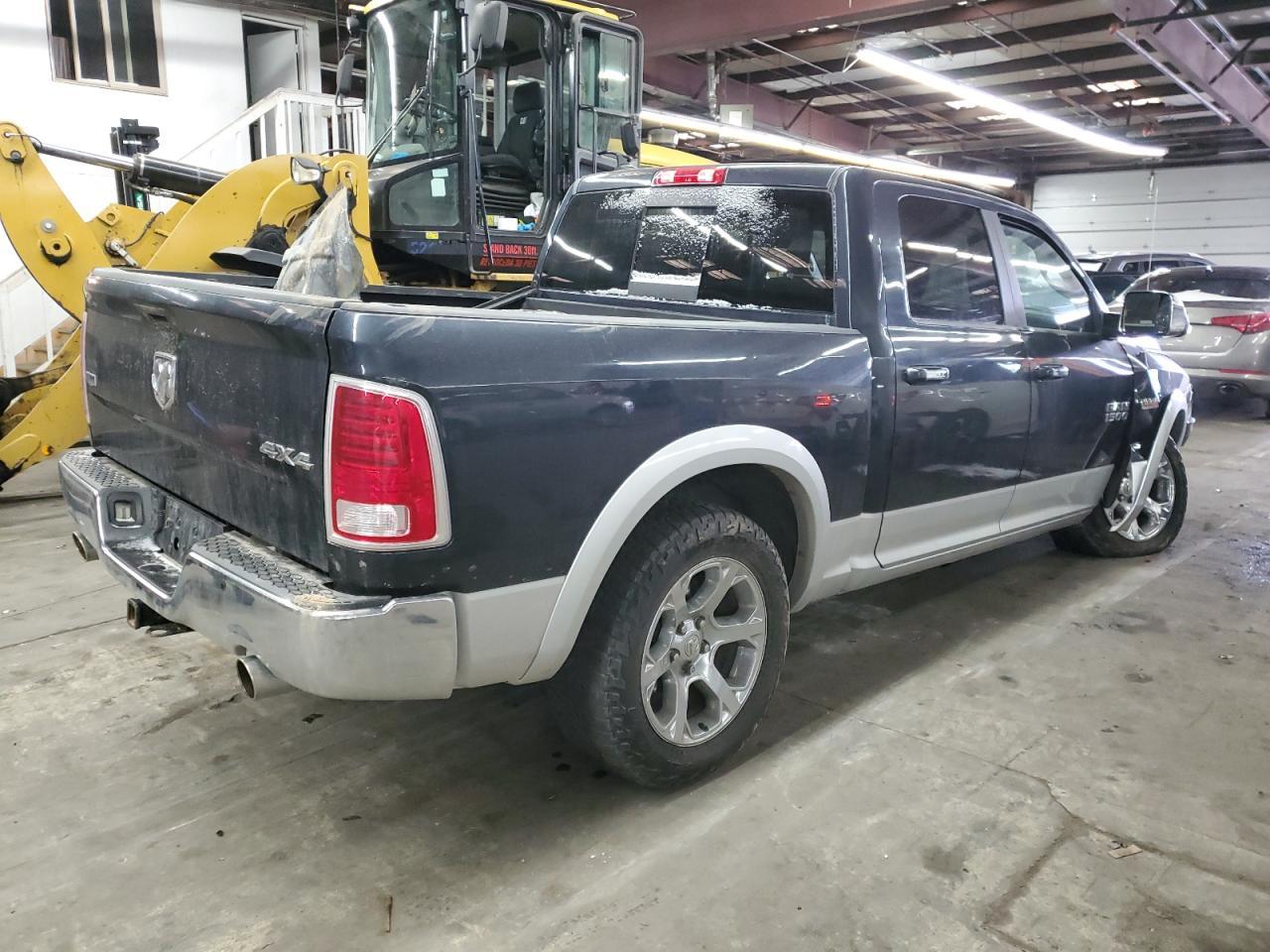 2014 RAM 1500 LARAM - Фото 3