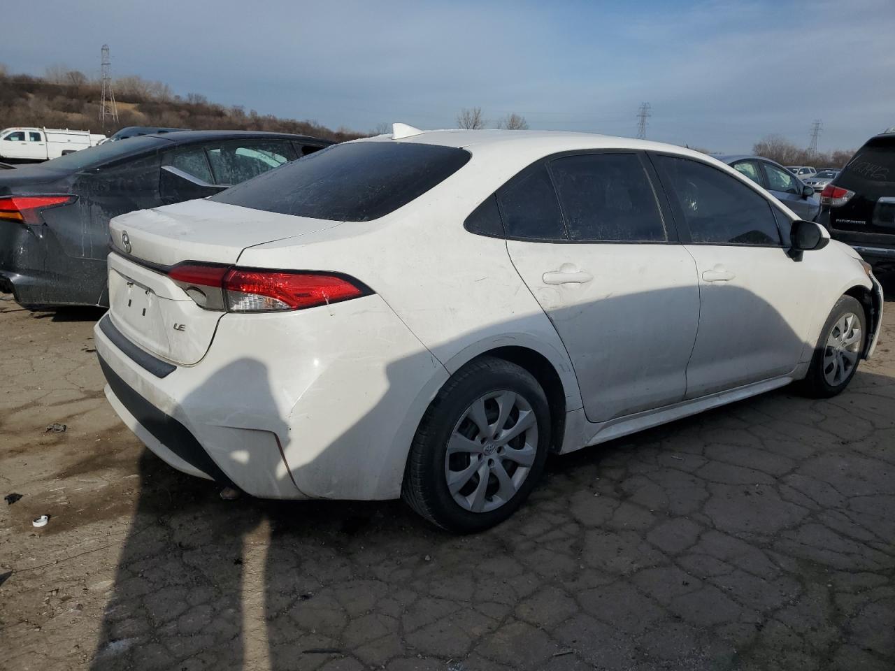 2020 TOYOTA COROLLA LE - Фото 3