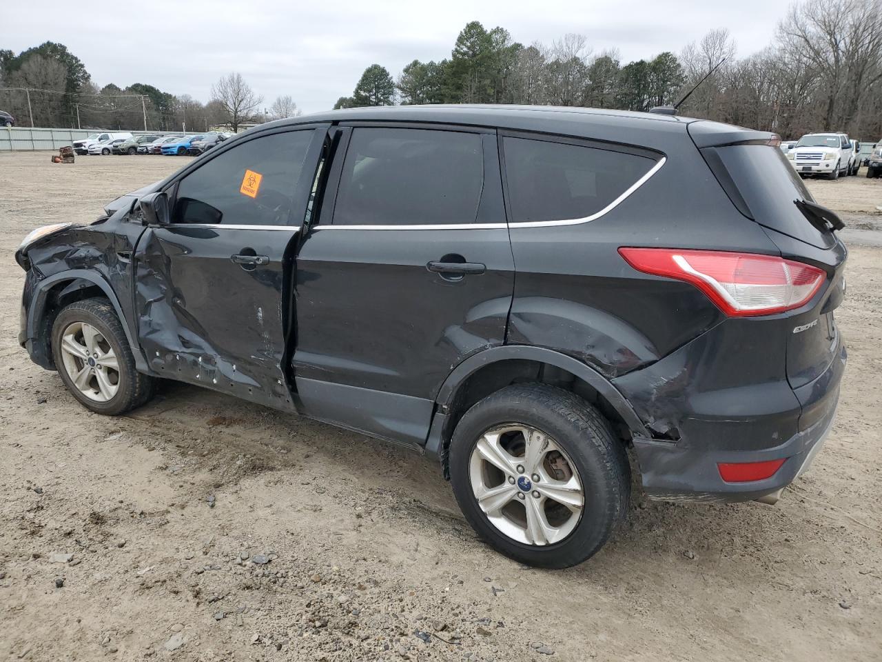 2015 FORD ESCAPE SE - Image 2