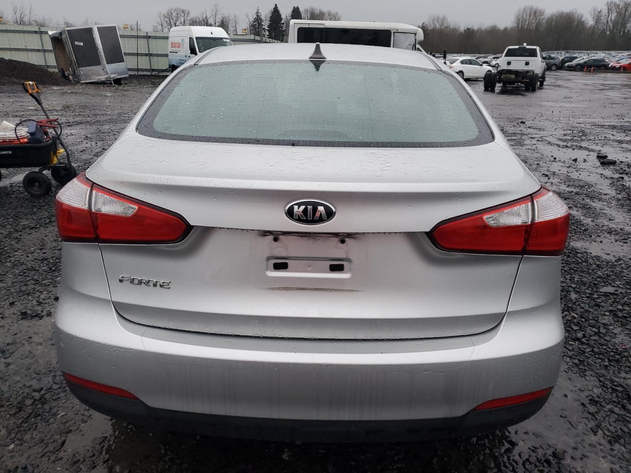 2015 KIA FORTE LX - Фото 6