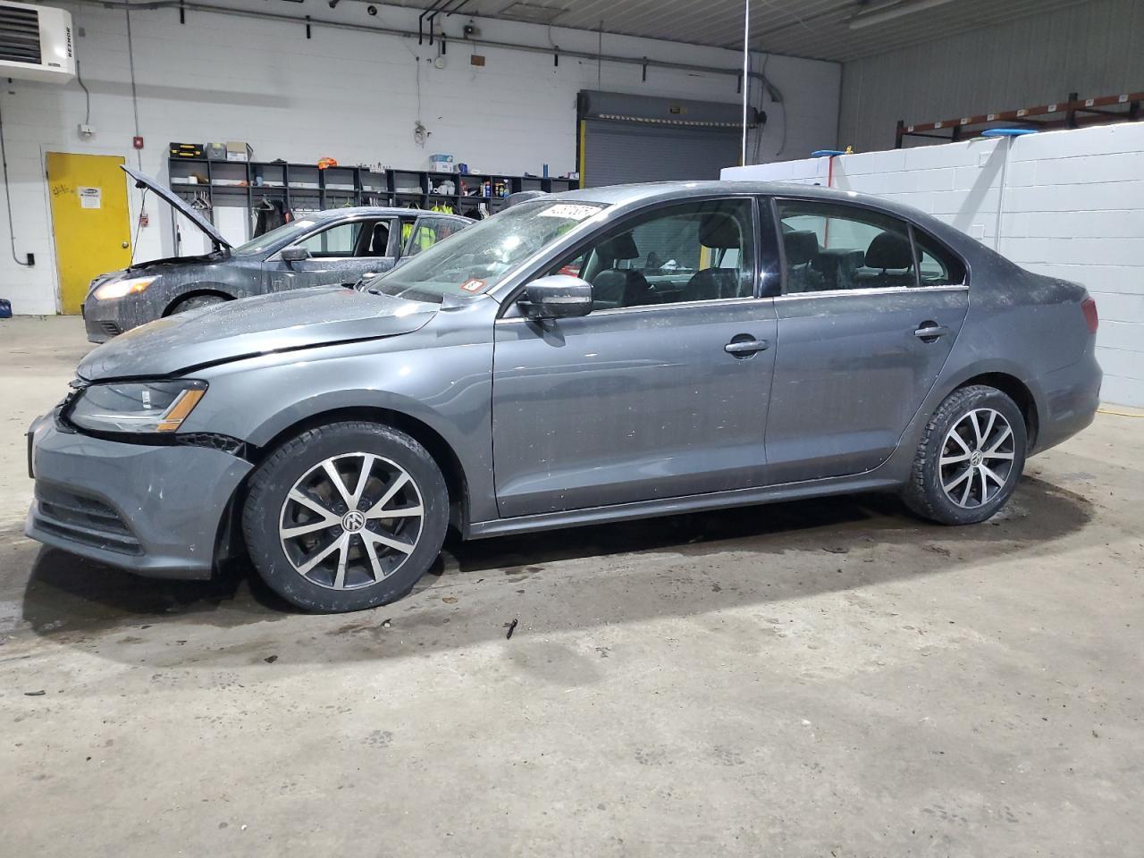 2017 VOLKSWAGEN JETTA SE