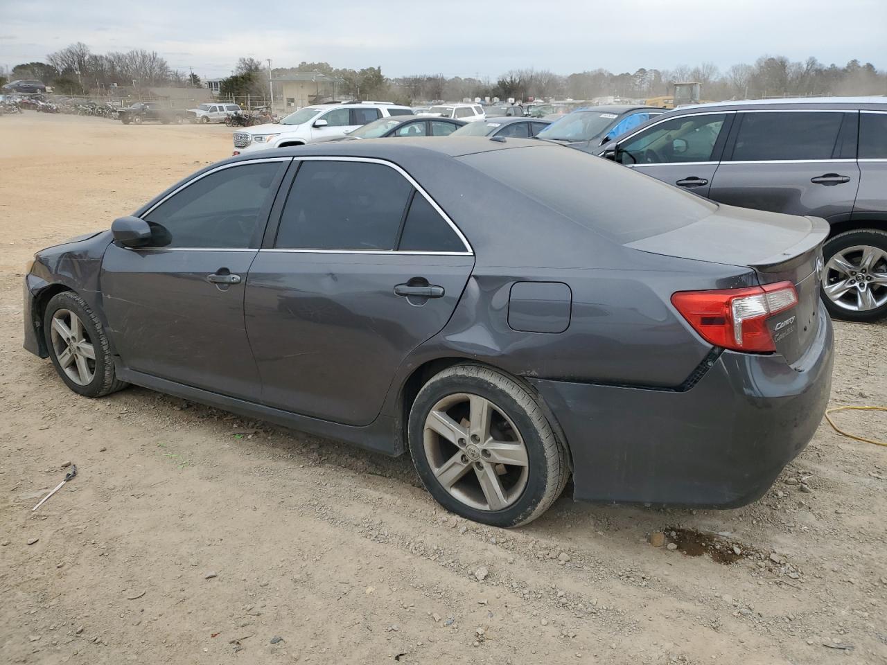 2013 TOYOTA CAMRY L - Image 2