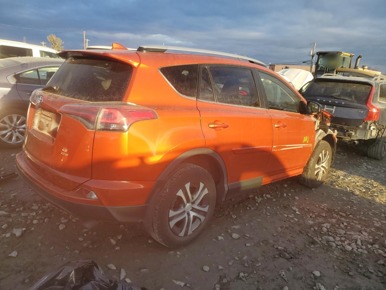 2016 TOYOTA RAV4 LE - Image 3