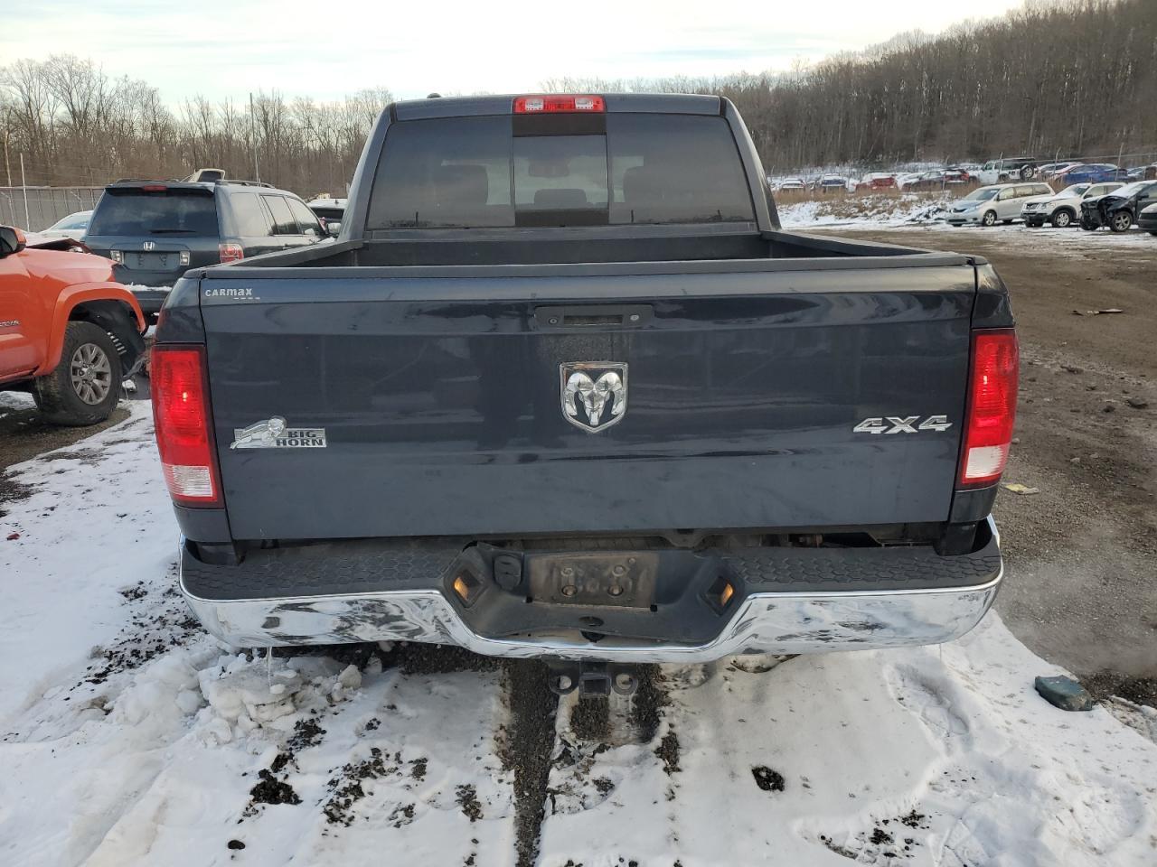2015 RAM 1500 SLT - Image 6