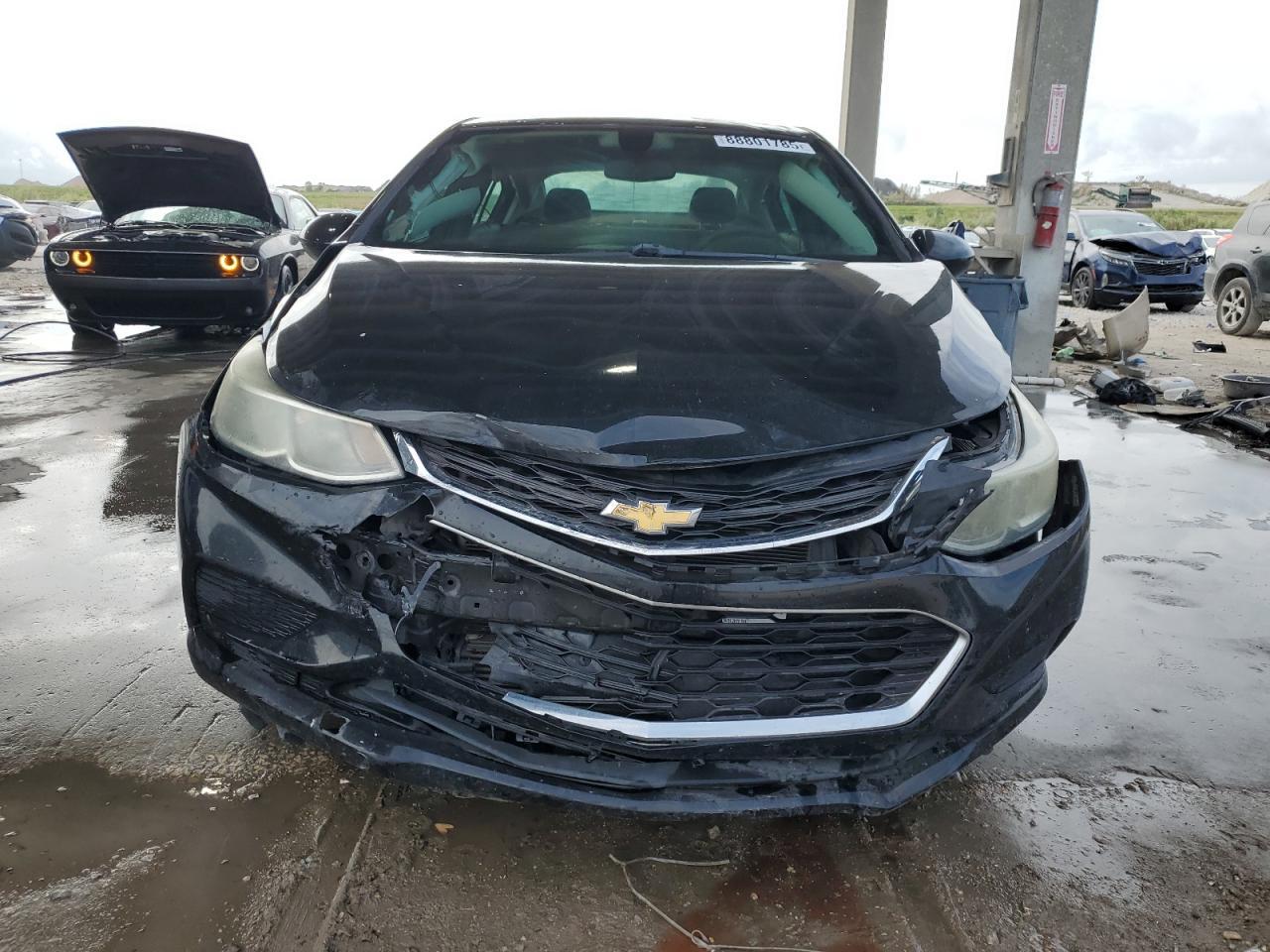 2017 CHEVROLET CRUZE LS - Image 5