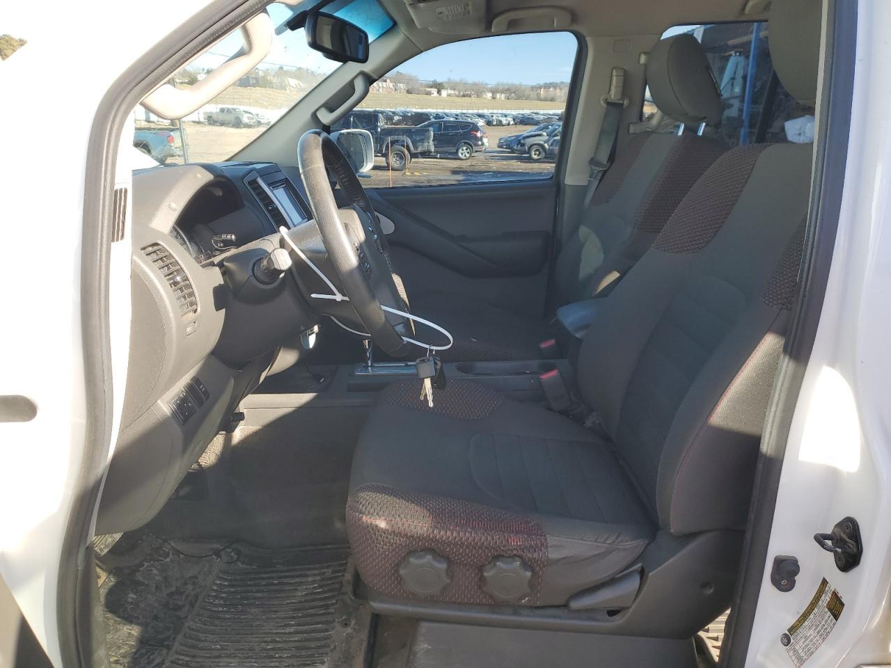 2012 NISSAN FRONTIER S - Фото 7