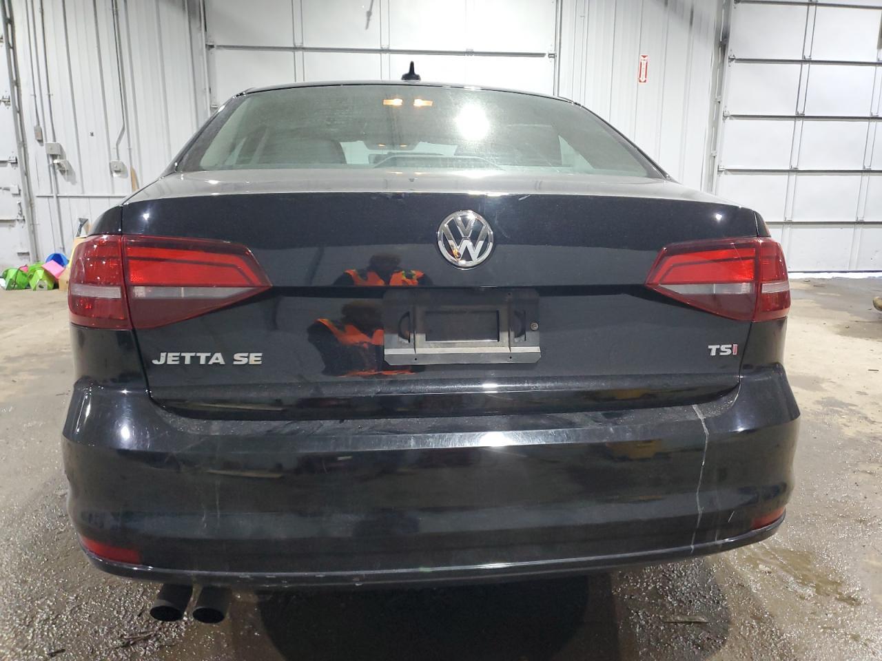 2017 VOLKSWAGEN JETTA SE - Image 6
