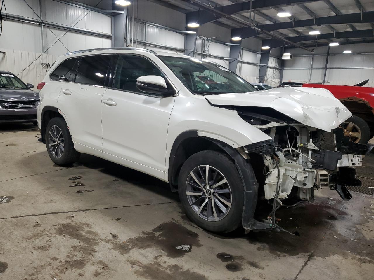 2018 TOYOTA HIGHLANDER - Фото 4