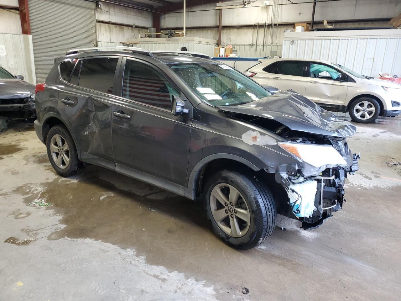2015 TOYOTA RAV4 XLE - Image 4