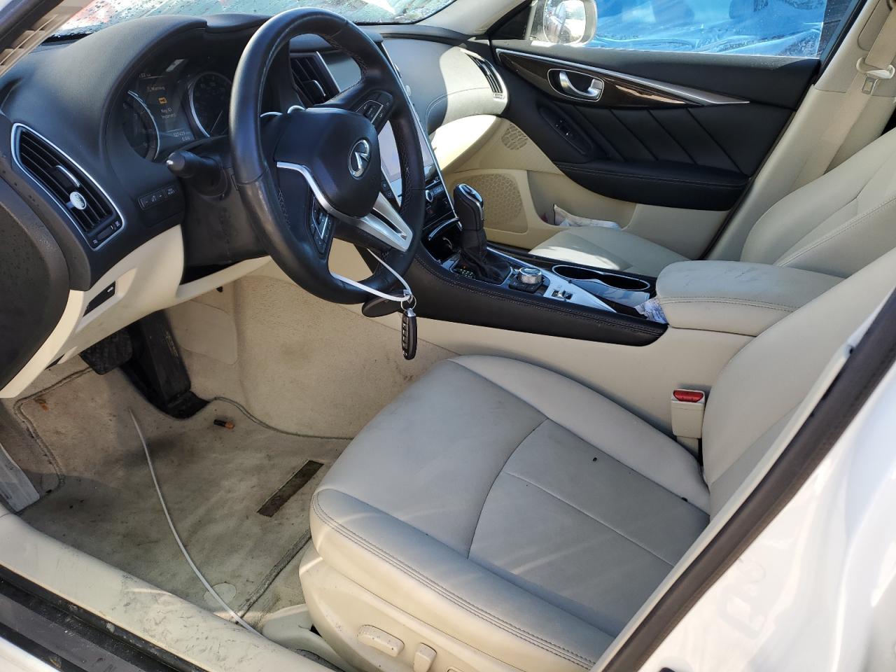 2018 INFINITI Q50 LUXE - Image 7