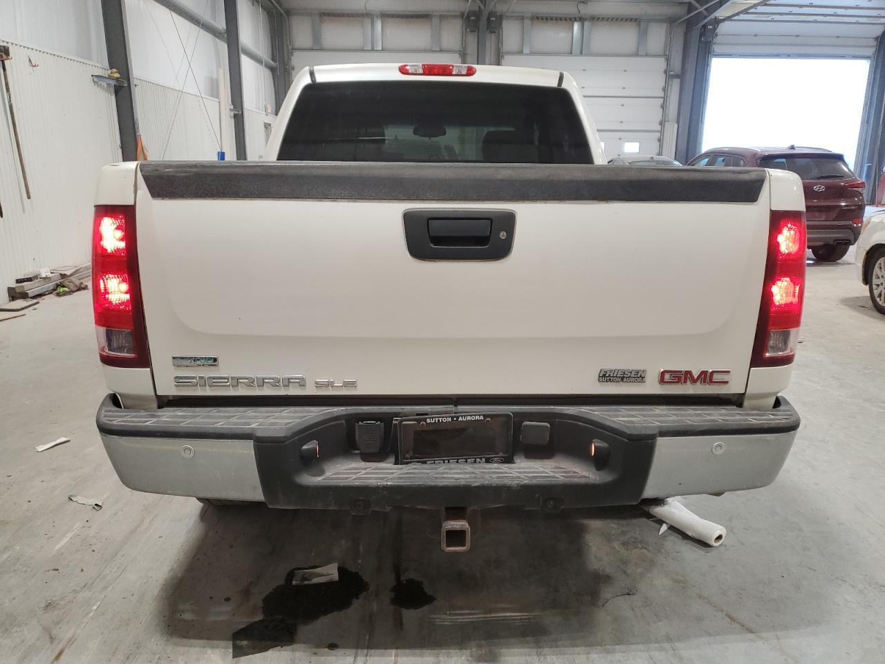 2011 GMC SIERRA K15 - Image 6