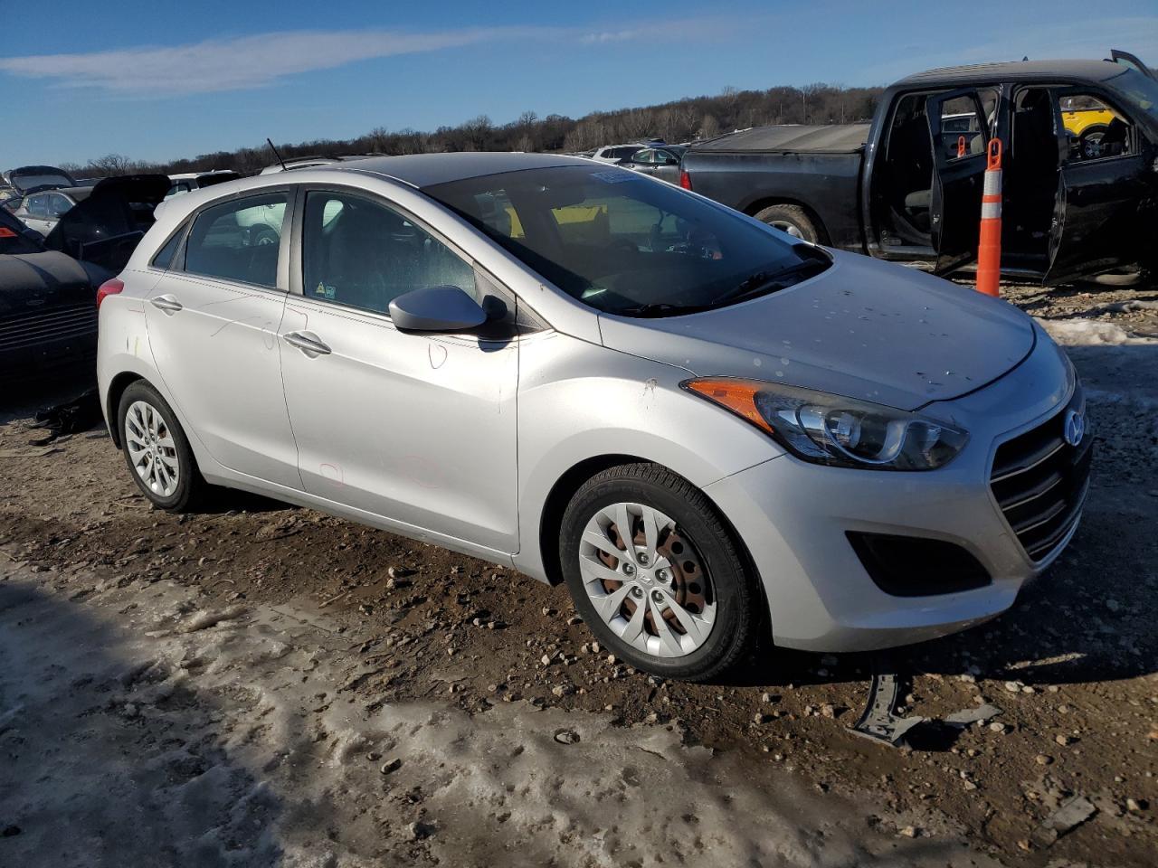 2016 HYUNDAI ELANTRA GT - Image 4