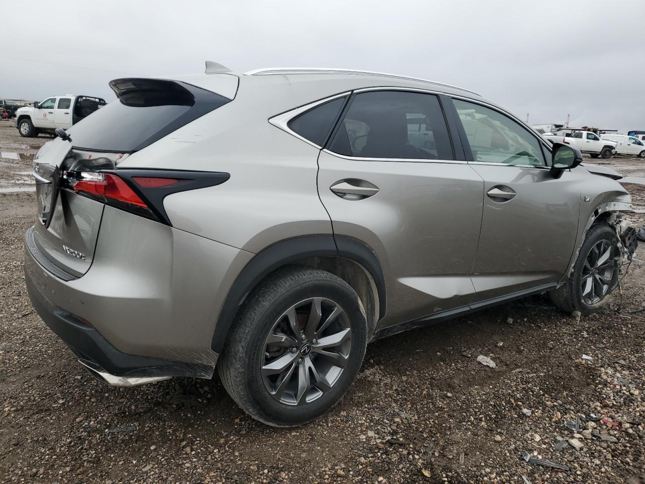 2016 LEXUS NX 200T BA - Фото 3