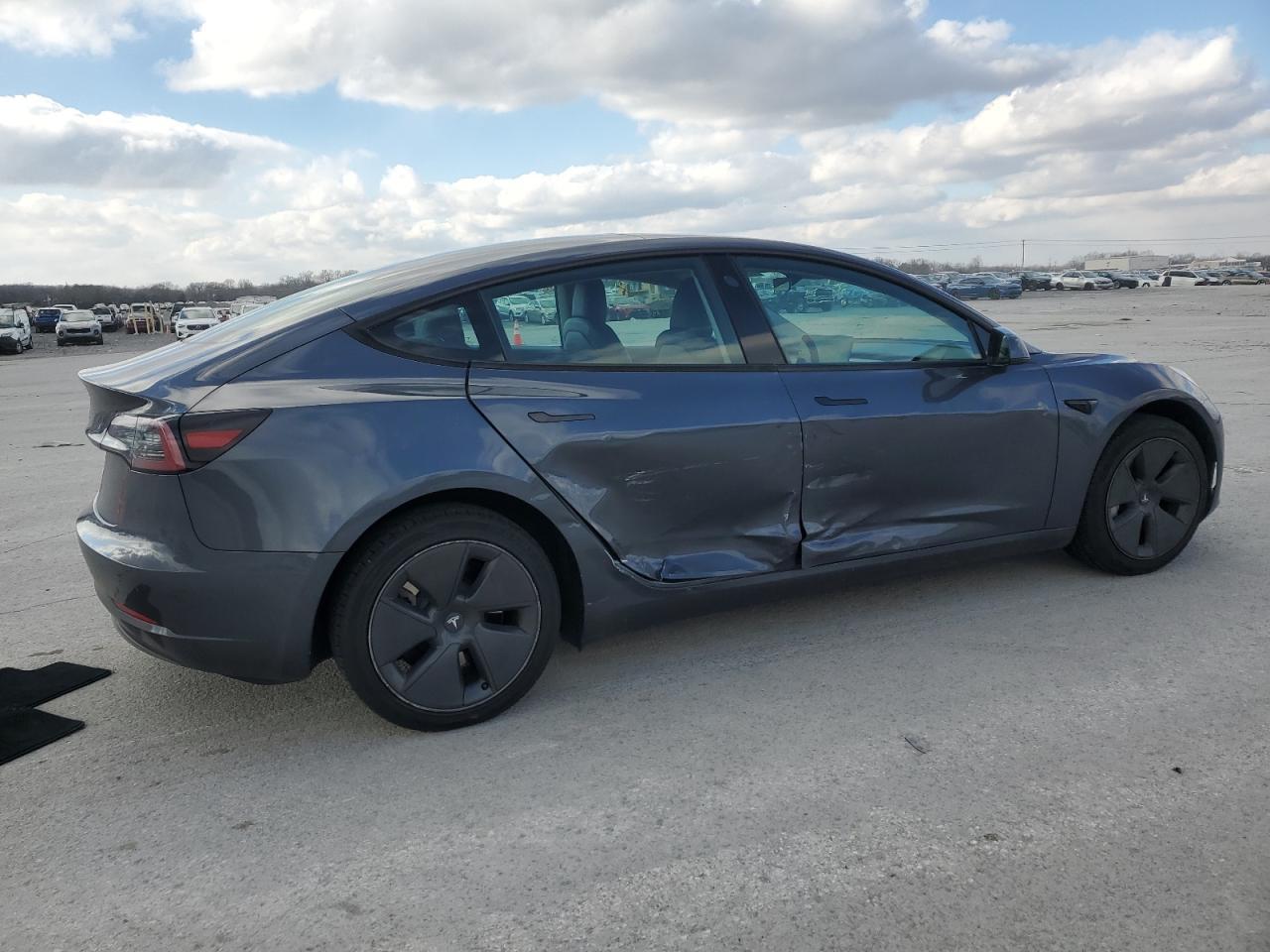 2023 TESLA MODEL 3 - Фото 3
