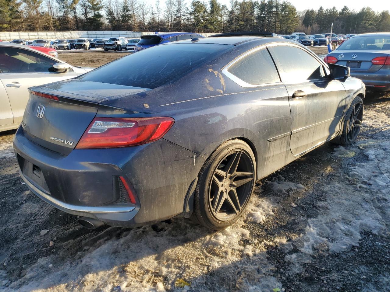 2016 HONDA ACCORD TOU - Фото 3