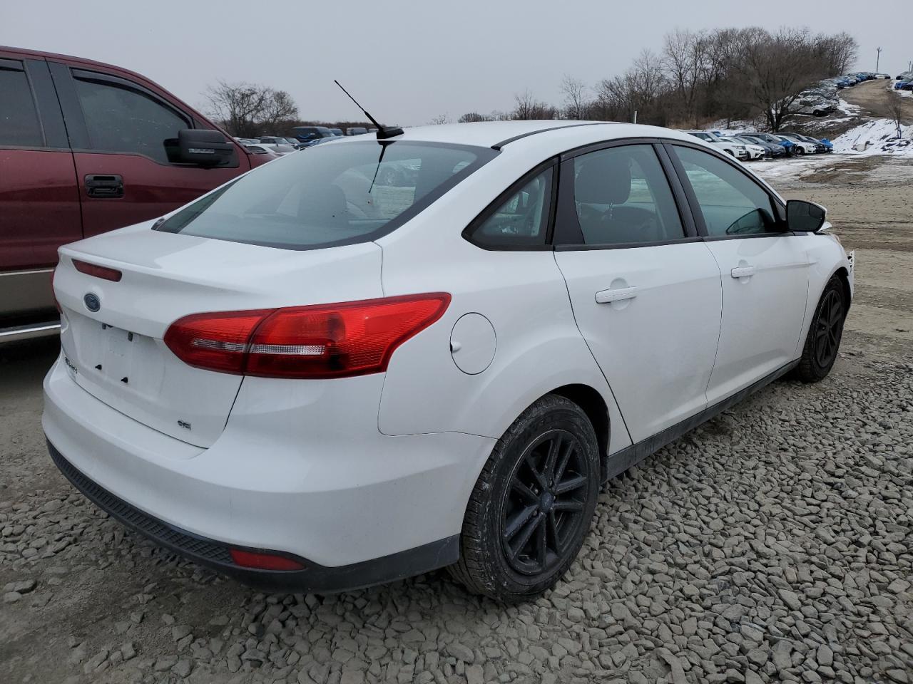 2016 FORD FOCUS SE - Image 3