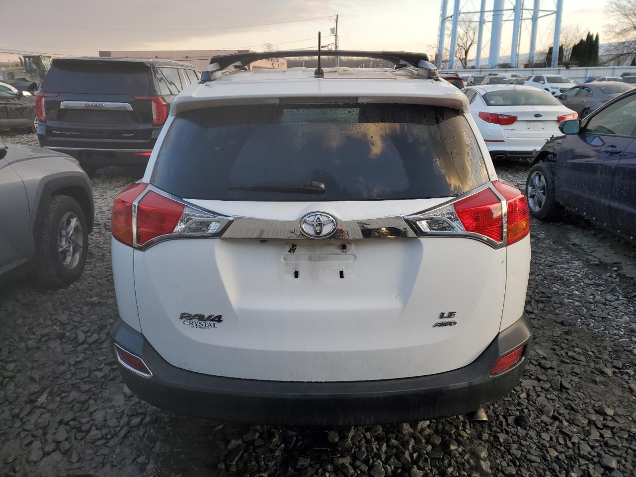 2015 TOYOTA RAV4 LE - Фото 6