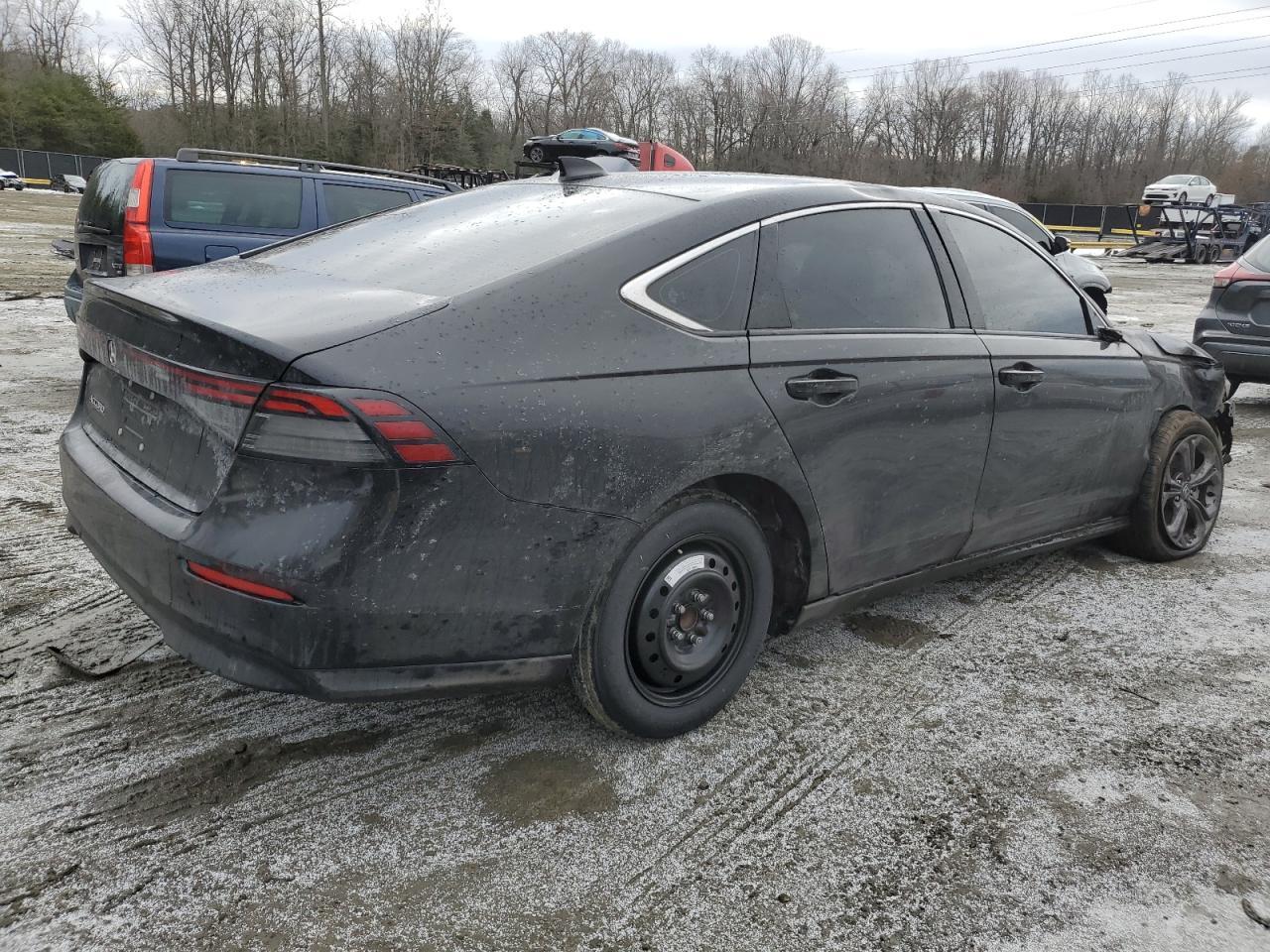 2024 HONDA ACCORD EX - Image 3