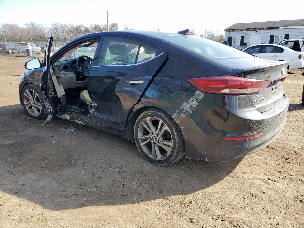 2017 HYUNDAI ELANTRA SE - Фото 2