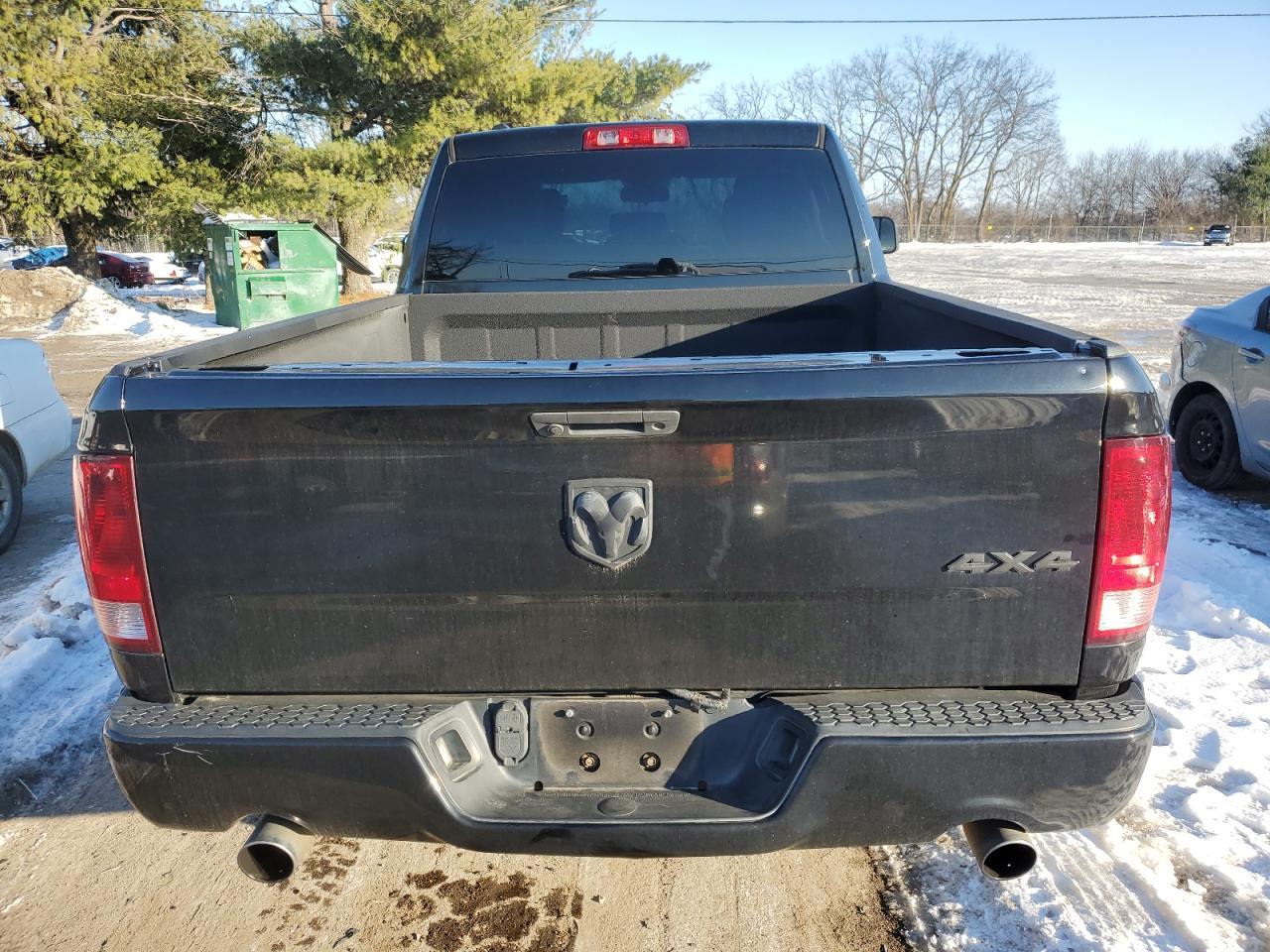 2014 RAM 1500 ST - Image 6