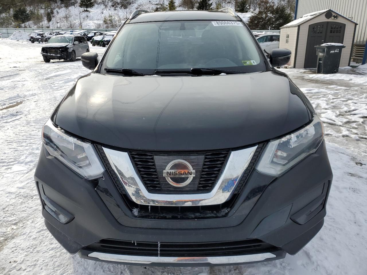 2017 NISSAN ROGUE SV - Фото 5