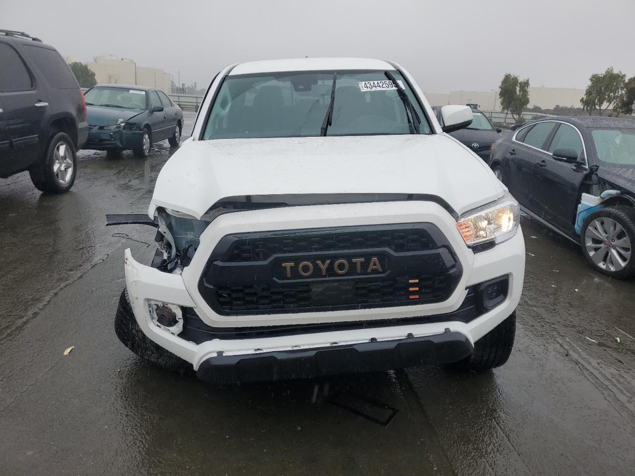 2023 TOYOTA TACOMA DOU - Фото 5