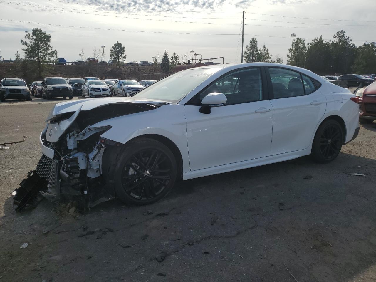 2025 TOYOTA CAMRY XSE