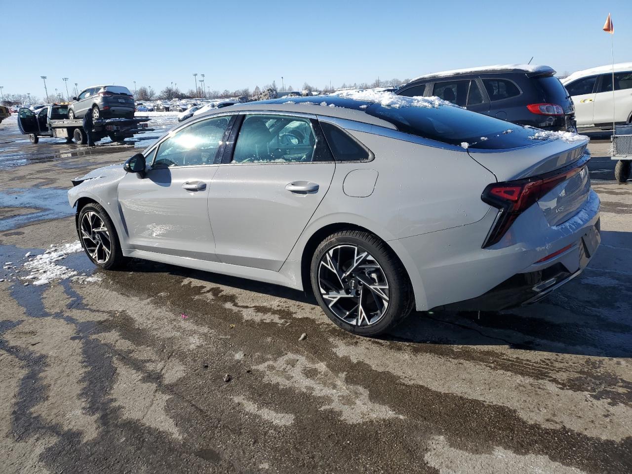 2025 KIA K5 GT LINE - Image 2