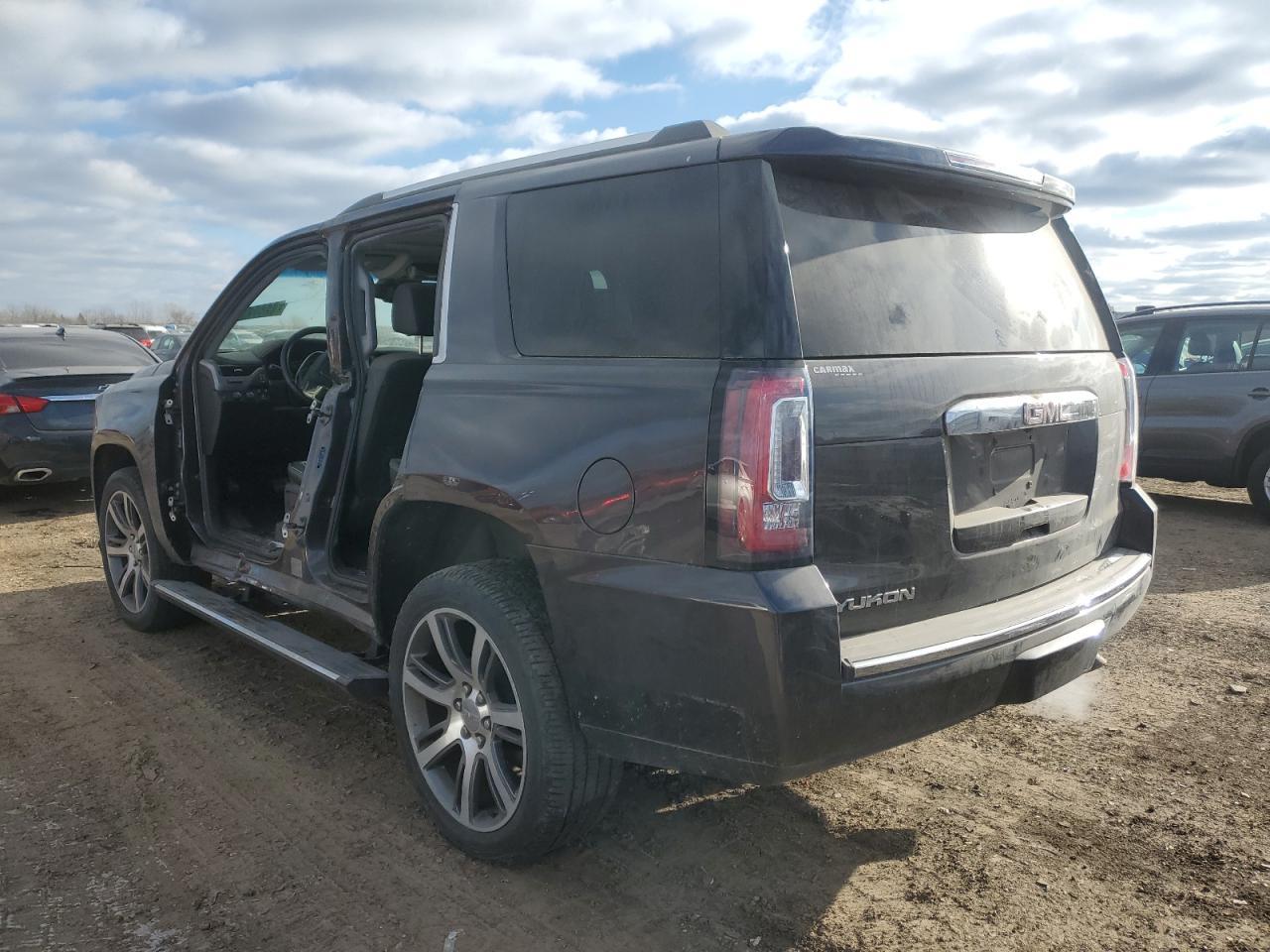 2017 GMC YUKON DENA - Фото 2
