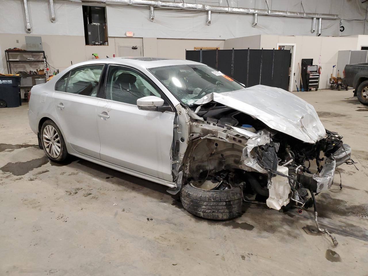 2016 VOLKSWAGEN JETTA SEL - Фото 4