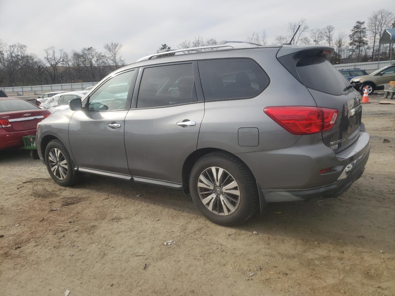 2017 NISSAN PATHFINDER - Image 2
