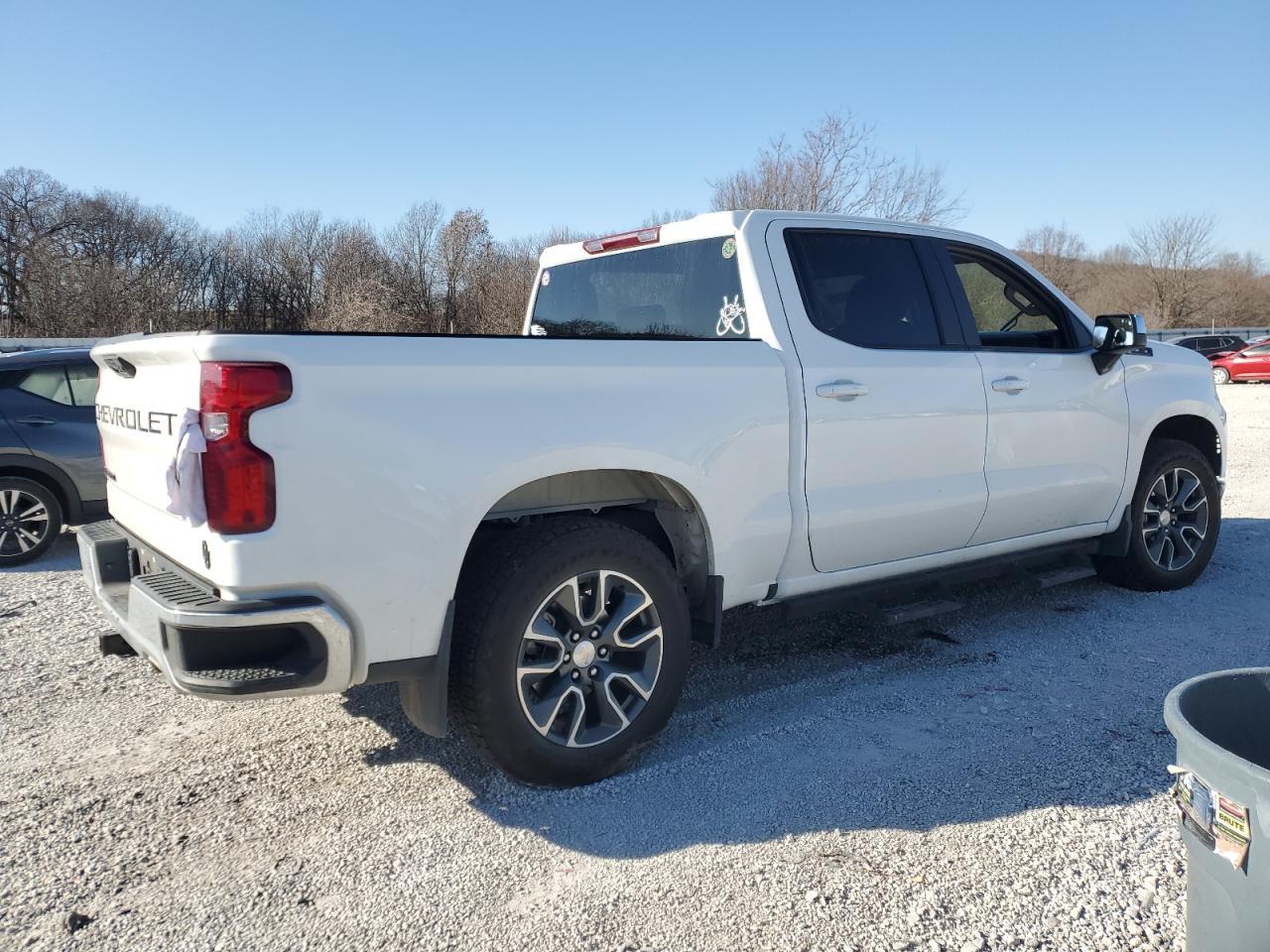 2024 CHEVROLET SILVERADO - Фото 3