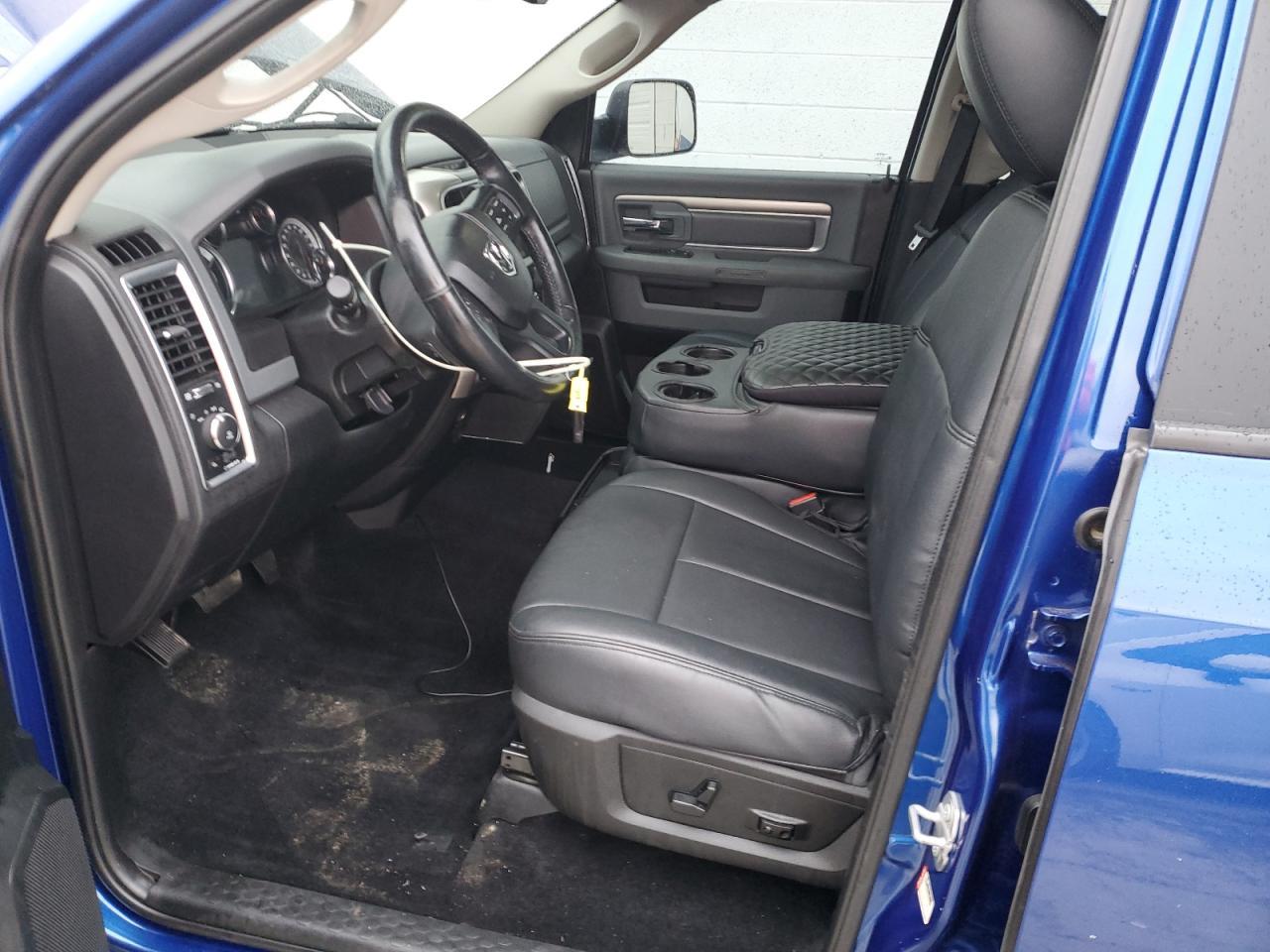 2017 RAM 1500 SLT - Image 7