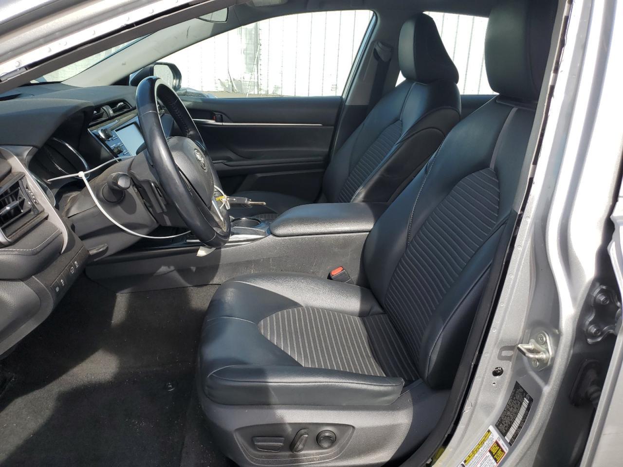 2020 TOYOTA CAMRY SE - Image 7