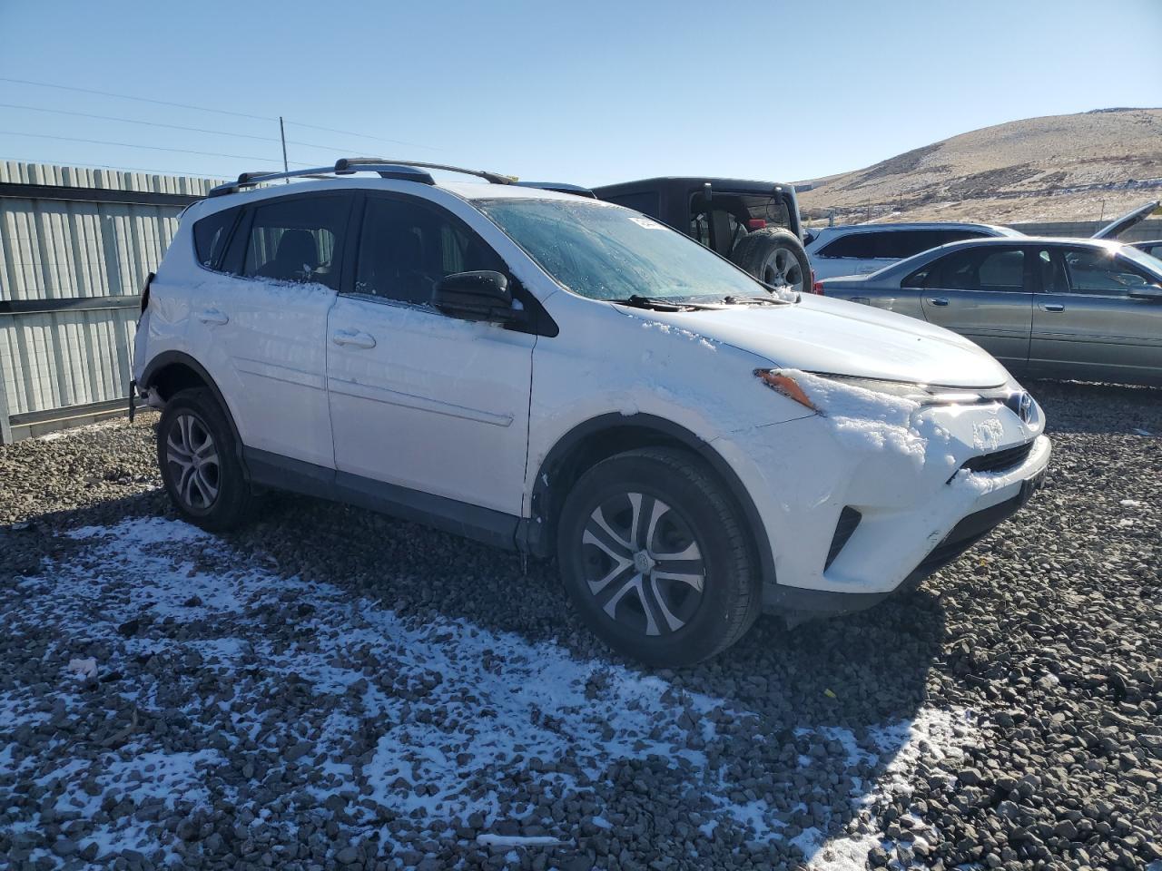 2016 TOYOTA RAV4 LE - Image 4