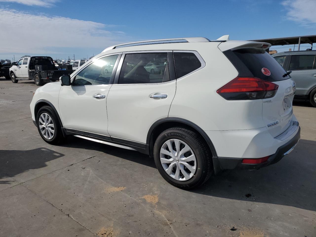 2017 NISSAN ROGUE S - Image 2