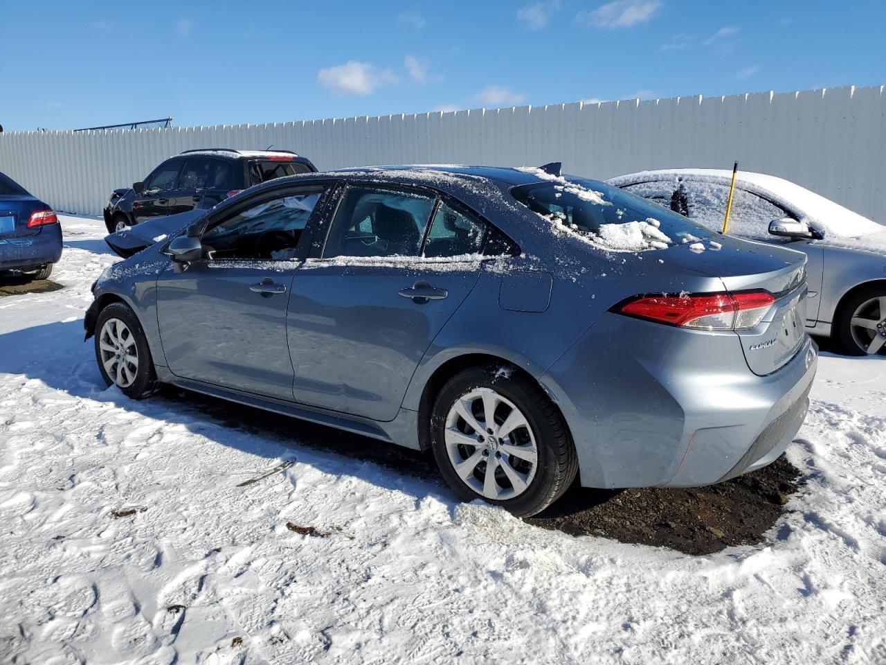 2021 TOYOTA COROLLA LE - Фото 2