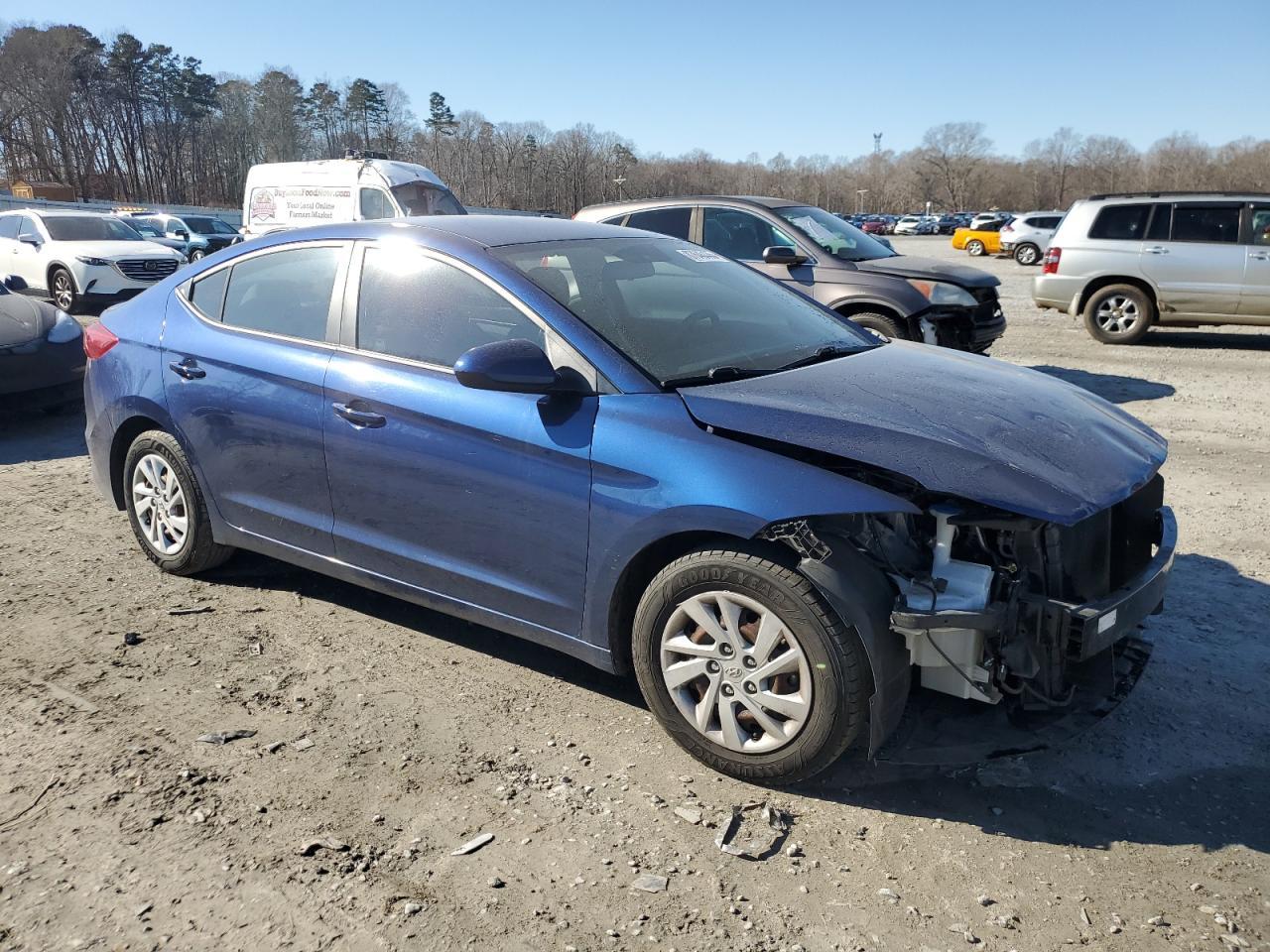 2018 HYUNDAI ELANTRA SE - Фото 4