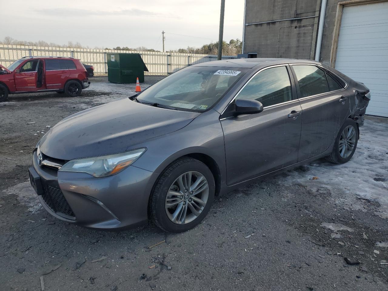 2016 TOYOTA CAMRY LE