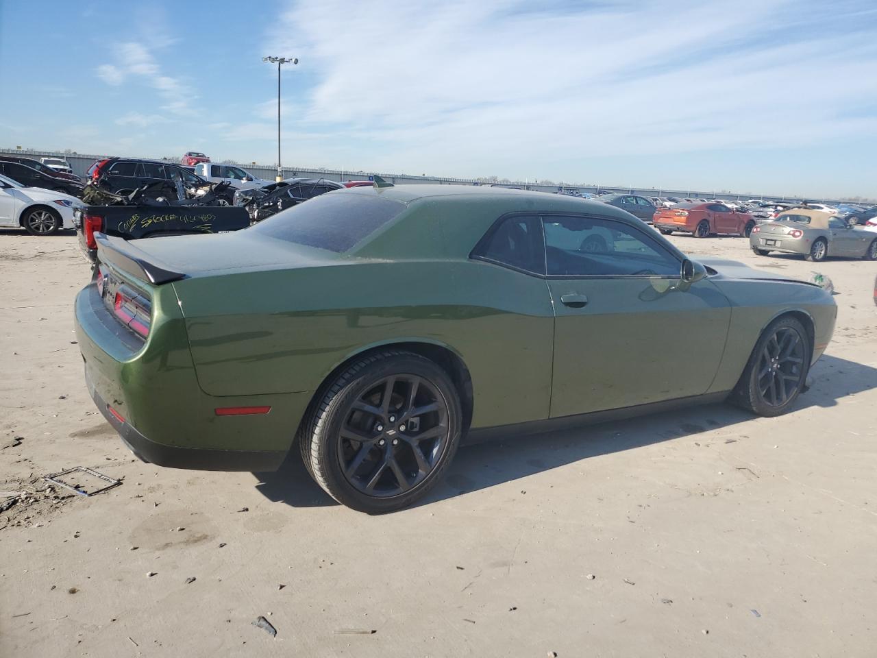 2023 DODGE CHALLENGER - Фото 3