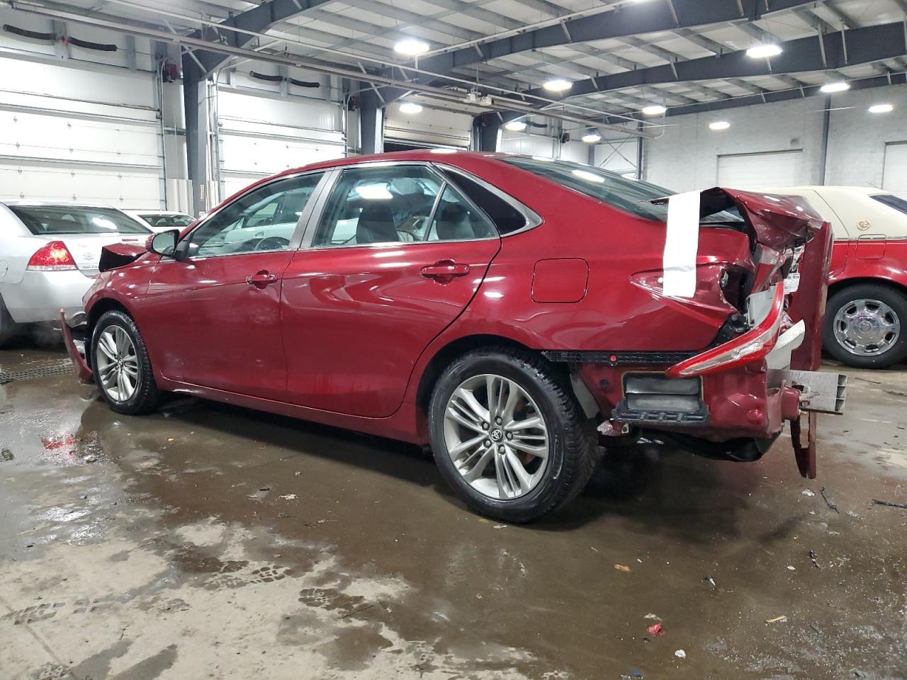 2017 TOYOTA CAMRY LE - Фото 2