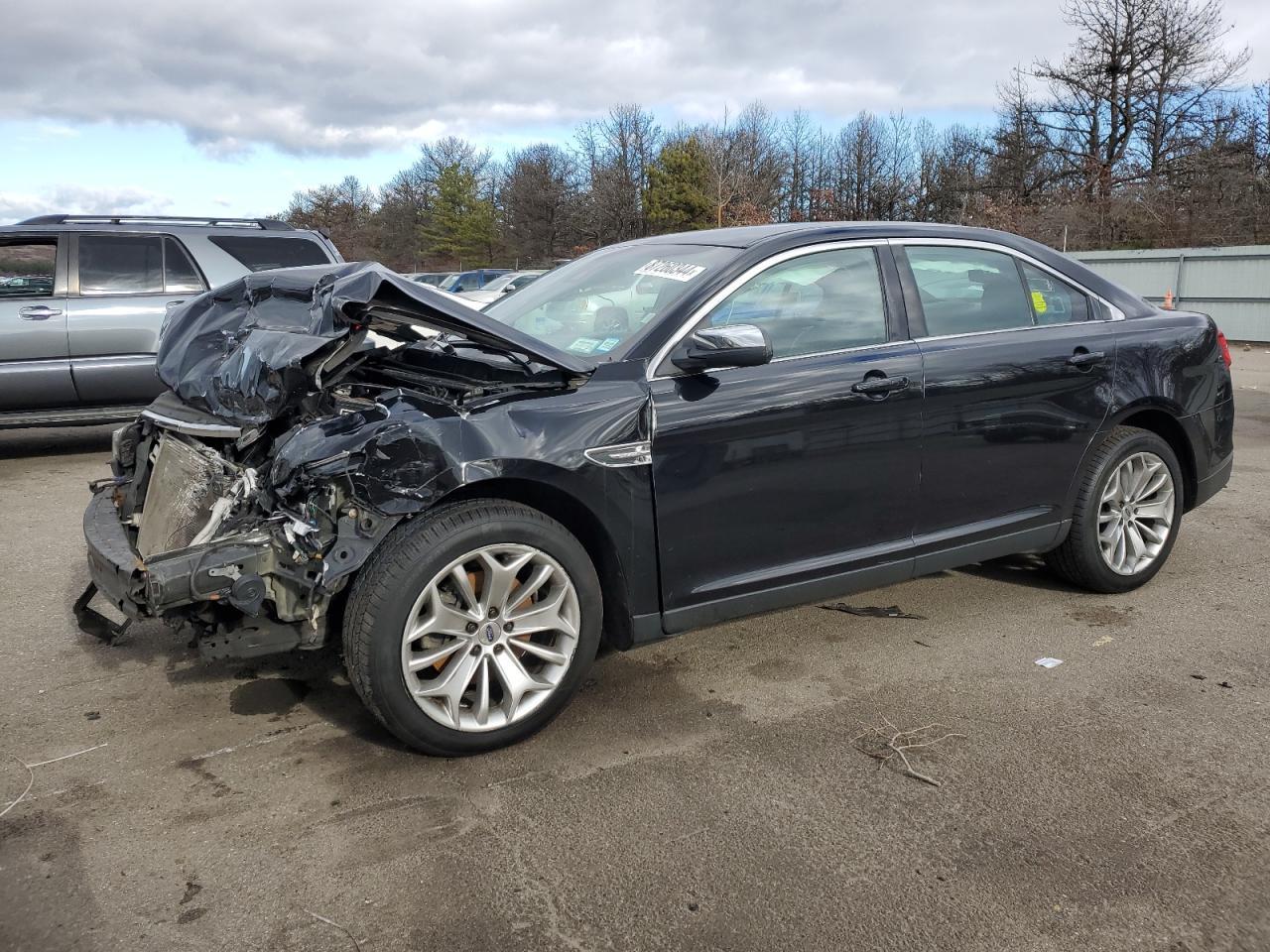 2019 FORD TAURUS LIM