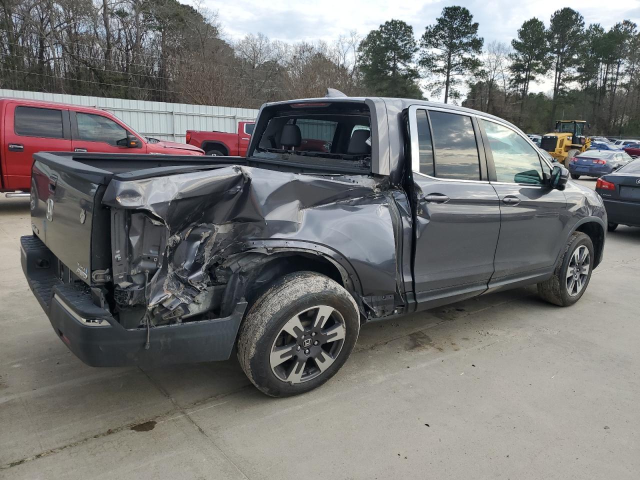 2017 HONDA RIDGELINE - Фото 3